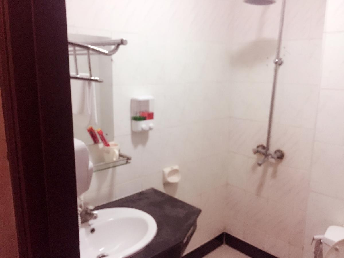 New Yuetan Hotel ดาร์เอสซาลาม ภายนอก รูปภาพ